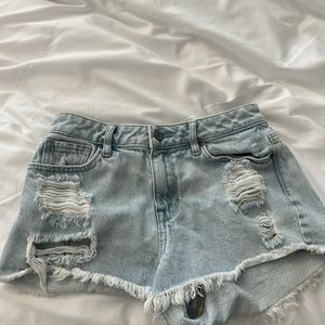 Light wash denim pac-sun jean shorts.With rips